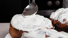 Con cosa mescolare il latte condensato per ottenere una crema per torte