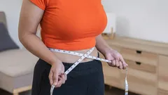 Perché il grasso sulla pancia non va via: cinque cause principali e cosa fare